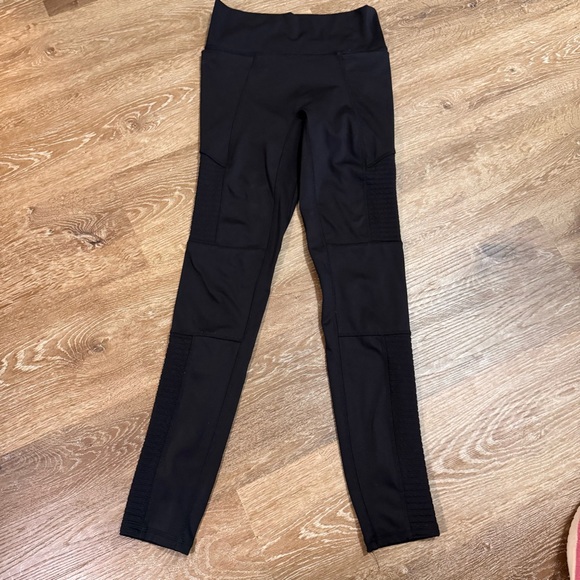 Fabletics Motion365+ High-Waisted Moto Legging - Picture 5 of 10